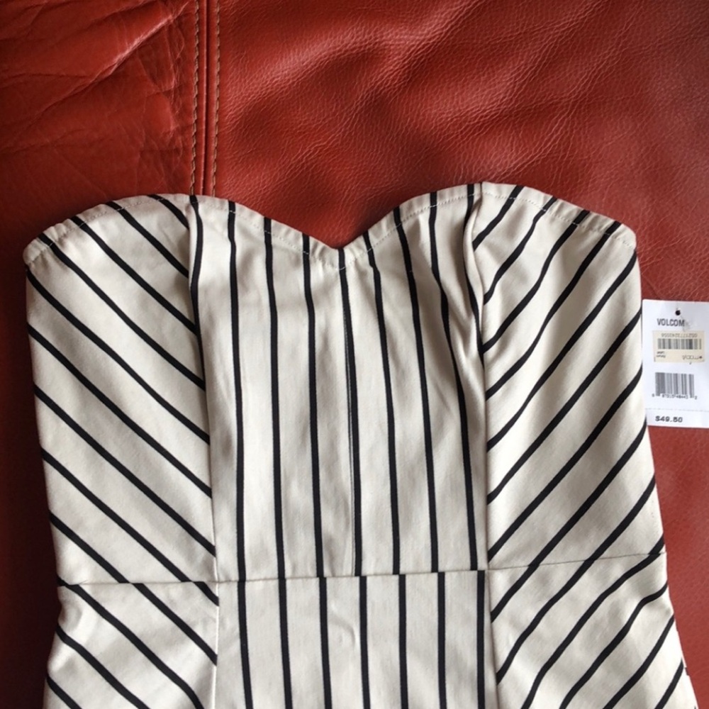 Volcom | Dress - Picture 2 of 4